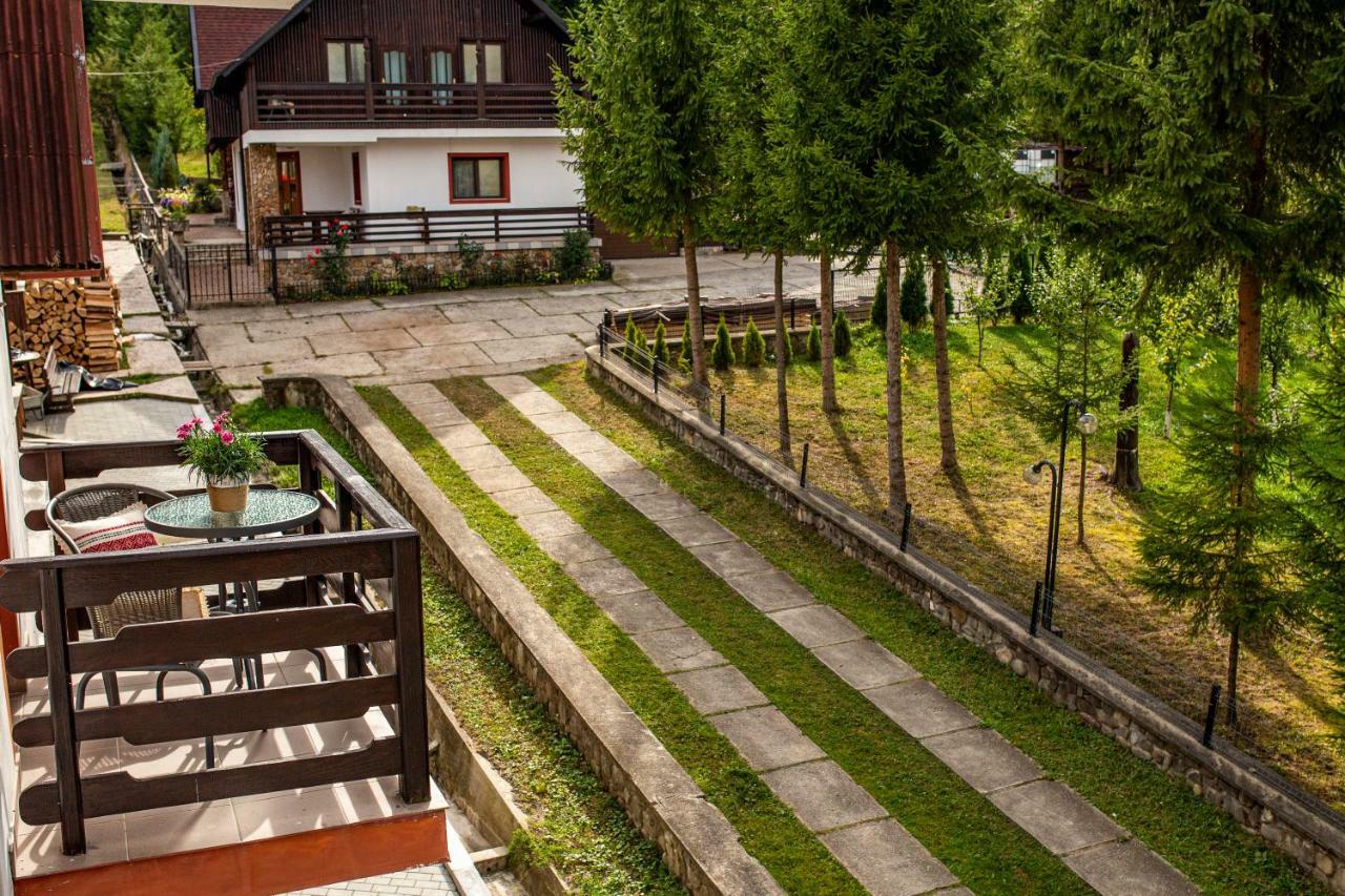 Hotel Floare De Colt Mînăstirea Humorului المظهر الخارجي الصورة